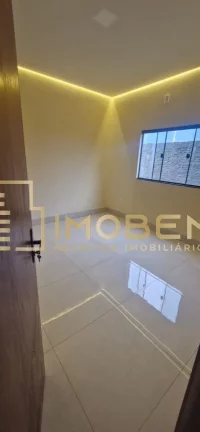 Imagem Casa à venda em Sinop-MT, bairro Parque Amazonas: 2 quartos, 1 sala, 1 banheiro, 70m² de área.