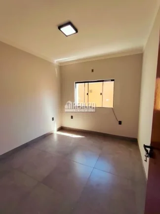 Imagem Casa de alto padrão à venda no Residencial Presidente Tancredo Neves em Uberaba