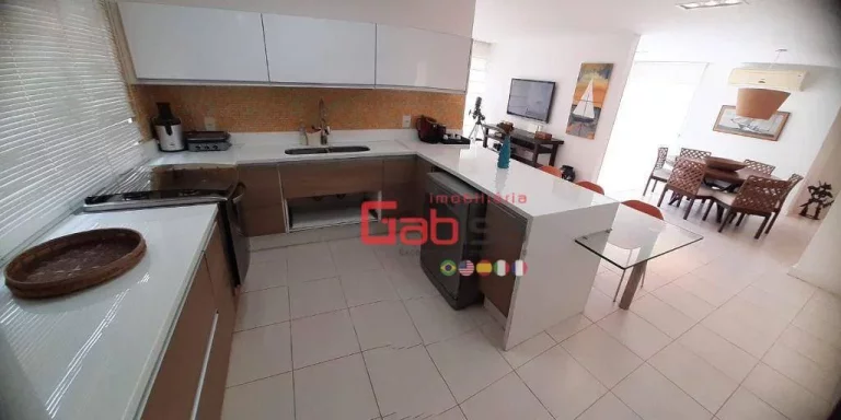 Imagem Casa com 4 dormitórios à venda, 300 m² por R$ 1.700.000 - Ferradura - Armação dos Búzios/RJ