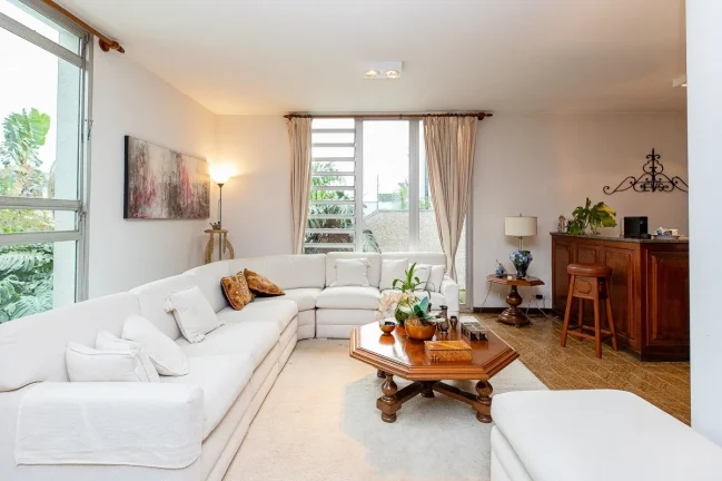 Imagem Casa Sobrado Vila Madalena - 541M², 4 Dorms, 2 Suítes, 5 Vagas, Piscina, Hidromassagem, Lareira, Lavabo.