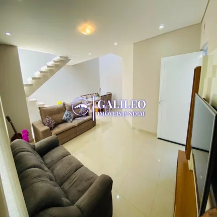 Imagem VENDA SOBRADO NO JUNDIAI MIRIM - Com 210m² - 03 dorms - 03 banheiros - Área de churrasqueira - 04 vagas de garagem - Fino acabamento.