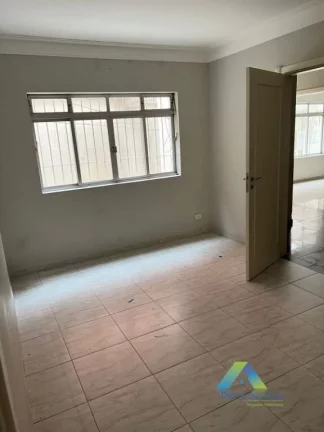 Imagem Jabaquara Sobrado 200M², 3 dormitórios, 1 suíte, 4 vagas a 10 minutos da estação do metro Jabaquara !!!