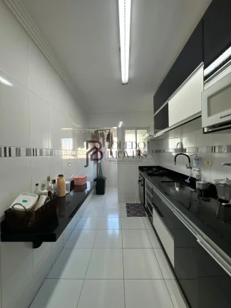 Imagem Apartamento com 2 Dormitórios sendo 1 suíte mobiliado na Guilhermina, Praia Grande
