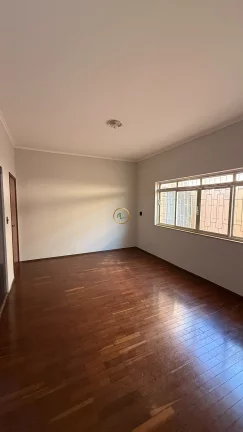 Imagem EXCELENTE IMÓVEL AO LADO DA AVENIDA MAJOR NICACIO E PRÓXIMO A FACULDADE FDF DISPONIVEL PARA LOCAÇÃO - (RESIDENCIAL/COMERCIAL)