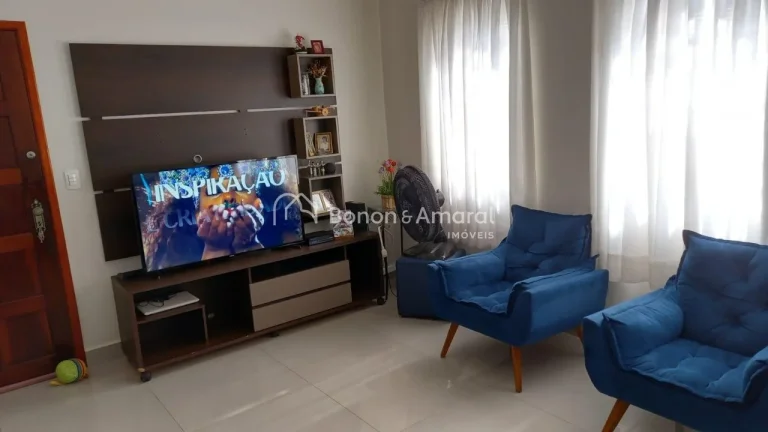 Imagem Encante-se com esta bela casa térrea, estrategicamente localizada próxima ao Shopping Dom Pedro, e...