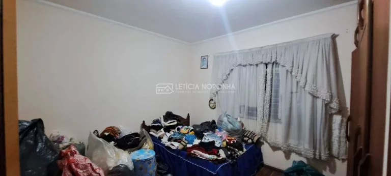 Imagem Casa e Ponto Comercial à Venda