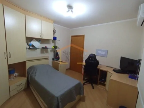 Imagem Sobrado em condomínio fechado, 3 dormitórios, sendo 3 suítes, sala para 2 ambientes, cozinha plan...