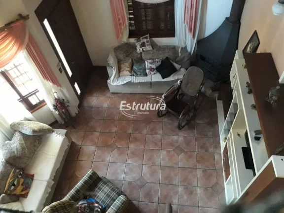 Imagem Casa 4 dormitórios à venda Nossa Senhora do Perpétuo Socorro Santa Maria/RS