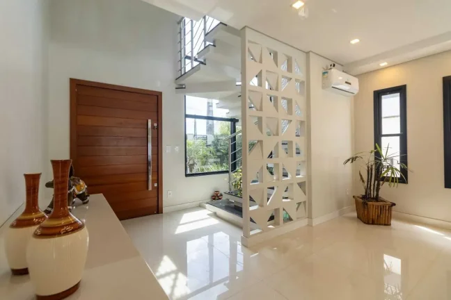 Imagem Casa Sobrado semimobiliada com 3 dormitórios sendo 1 suíte e 2 vagas, Pirabeiraba, Joinville/SC