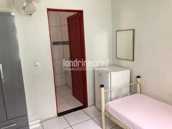 Imagem Vende-se Hospedagem com 15 Suítes, 5 Quartos, Energia Solar, Depósito, Equipamentos Completos, 40 Beliches e Excelente Infraestrutura