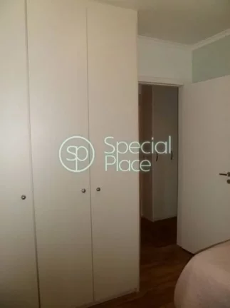 Imagem Reformado! Ótima localização na Vila Romana Apartamento aconchegante com boa planta, varanda envi...