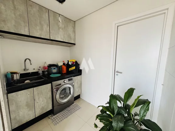 Imagem Apartamento Cobertura Duplex com 3 dormitórios e 2 vagas demarcadas - Marapé / Santos