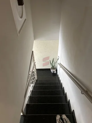 Imagem SOBRADO com 4 dormitórios à venda com 180m² por R$ 820.000,00 no bairro Weissópolis - PINHAIS / PR