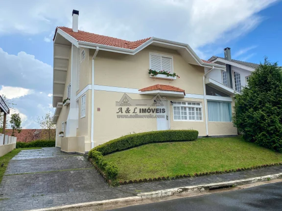 Imagem Casa à venda em Campos do Jordão – Com 03 dormitórios toda mobiliada