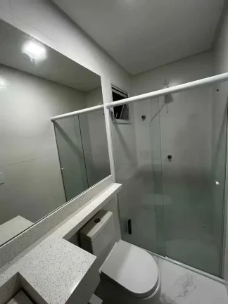 Imagem Apartamento com 2 dormitórios sendo 1 suíte e 1 vaga de garagem em Governador Celso Ramos/SC