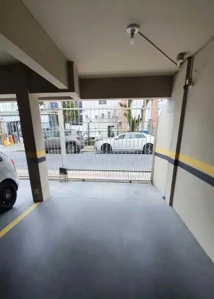 Imagem Apartamento com 2 dormitórios, 1 vaga de garagem no Centro Balneário Camboriú