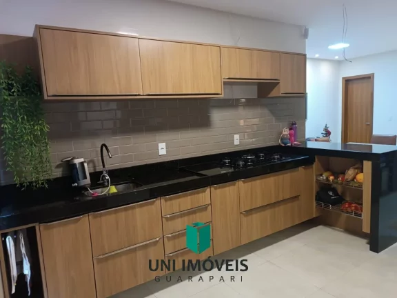 Imagem Casa duplex 2 suítes em Perocão com excelente localização, próximo à praia, em Guarapari.