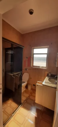 Imagem Casa Comercial com 6 Salas no Centro de Franco da Rocha-SP: Venda ou Locação com 3 Vagas de Garagem!