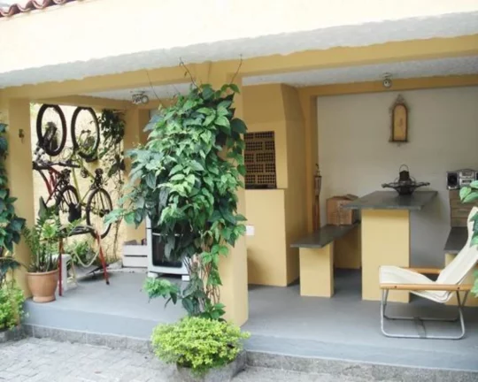 Imagem Linda casa em Condômino fechado