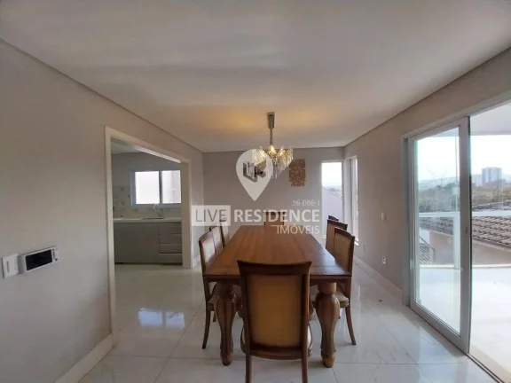 Imagem Excelente residência com fino acabamento em bairro nobre!