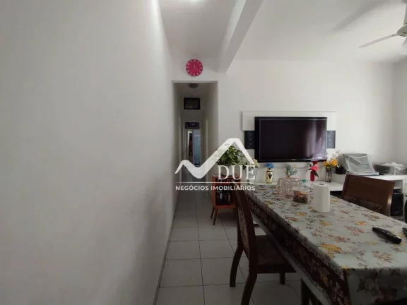 Imagem Apartamento com 3 dormitórios à venda, 68 m² por R$ 430.000,00 - Macuco - Santos/SP