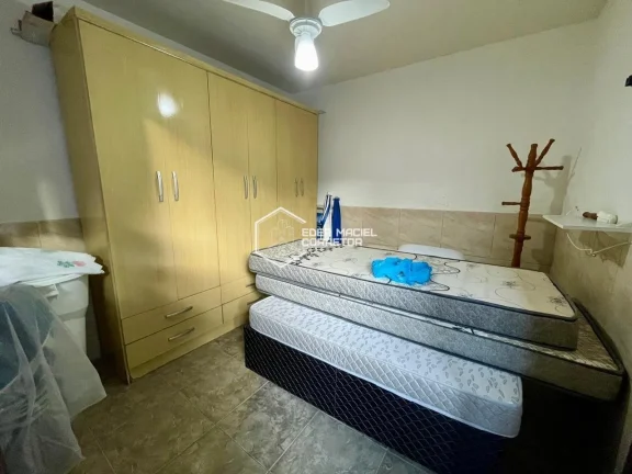 Imagem Terreno de 250 m² e 188,08m² de área construída, com excelente aproveitamento de espaço!

Casa ...