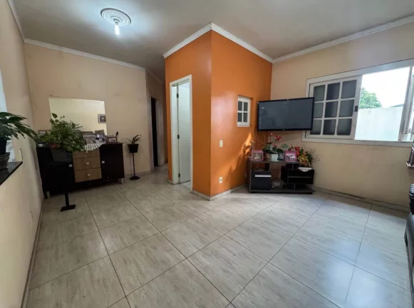 Imagem Casa 340m2, 5 quartos, Rua Vila Lobos, Tamandaré-Esteio