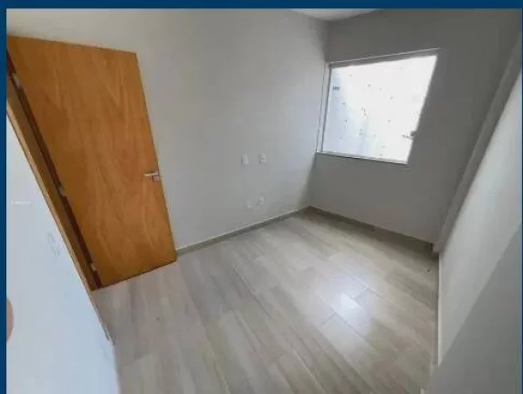 Imagem Casa geminada, 2 quartos - Céu Azul