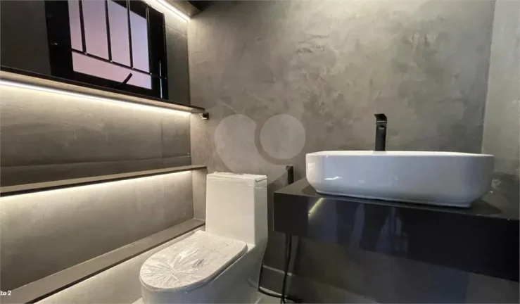 Imagem Sobrado à venda com 3 quartos, sendo 2 suítes, em Butantã, São Paulo - SP