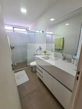 Imagem Vendo Apartamento 112 m², com 03 quartos (sendo 01 suítes), DCE, 02 vagas de garagem.