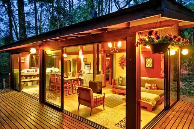 Imagem Cabana Moderna: Onde a Arquitetura se Mescla com a Floresta de Gonçalves