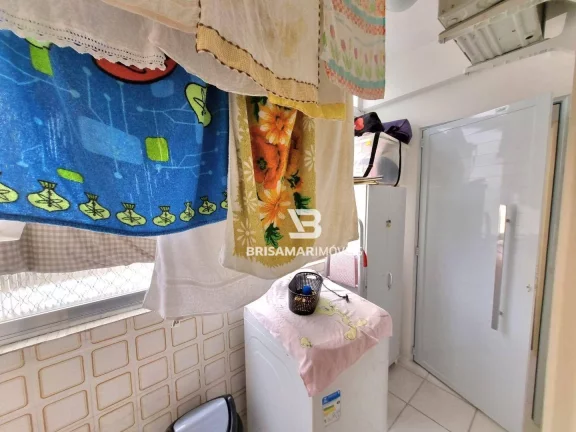 Imagem PITANGUEIRAS- UMA QUADRA DA PRAIA , GARAGEM NO PRÉDIO, CONDOMÍNIO BAIXO.