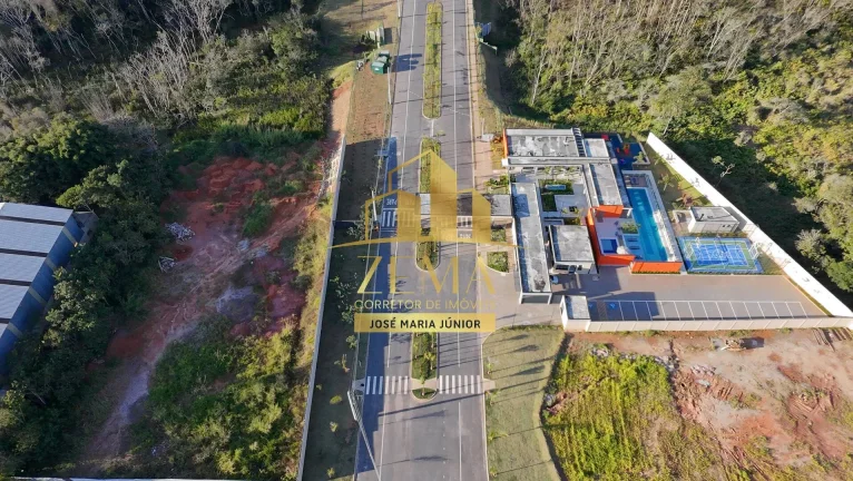 Imagem Terreno Condomínio Clube 250m2, Diferenciado, Parte Alta, Rua sem saída.