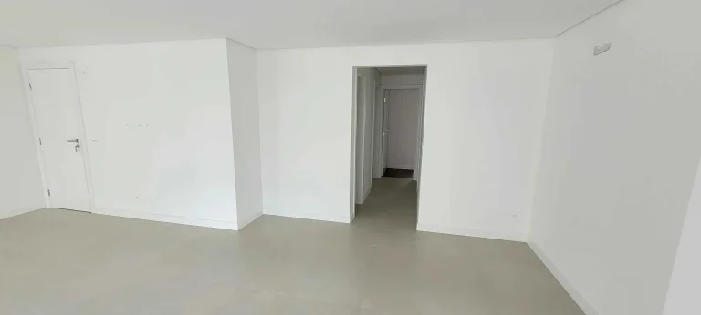 Imagem Apartamento com 3 suítes e 2 vagas de garagem - Centro - Balneário Camboriú
