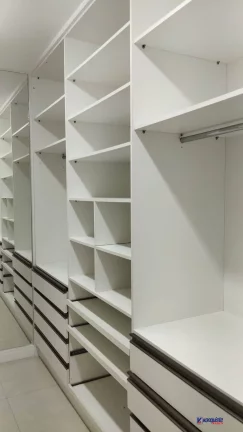 Imagem VENDO UMA EXECELENTE CASA NO CONDOMINIO
