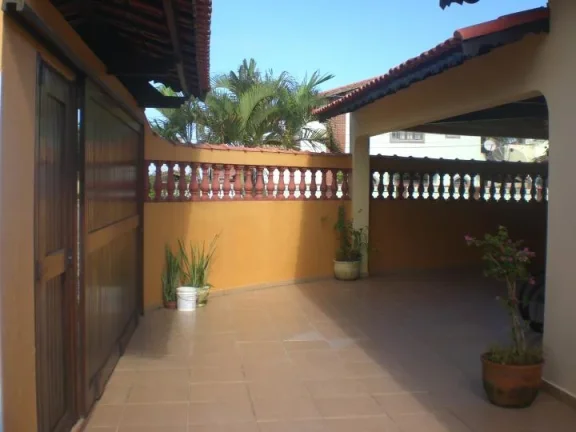 Imagem Casa para Venda em Itanhaém, Parque Augustus, 4 dormitórios, 2 suítes, 1 banheiro, 3 vagas