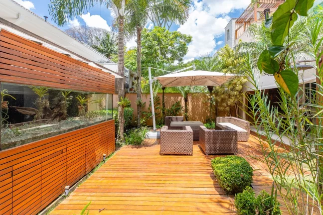 Imagem ALTO DA BOA VISTA CASA EM CONDOMÍNIO 354,00 M ÚTEIS 4 SUÍTES A MASTER TEM CLOSET VARANDA 3 SALAS AMPLAS 6 BANHEIROS 3 VAGAS TERRENO 409,00 M