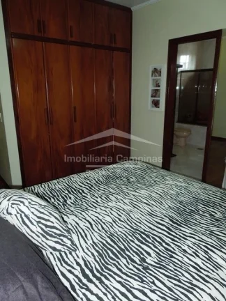 Imagem Jardim Chapadão - Construção Sólida - 
Lindo sobrado, áreas residencial tranquila com todas fac...