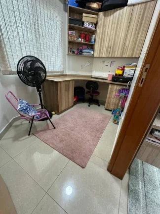Imagem Casa 3 dormitórios ( 1 suíte), 2 vagas, Condomínio Crystal Park - Jacareí.