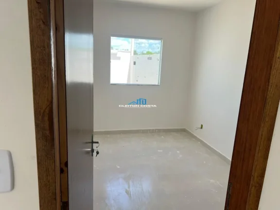 Imagem Casa para Venda em Feira de Santana, Campo Limpo, 2 dormitórios, 1 banheiro, 2 vagas
