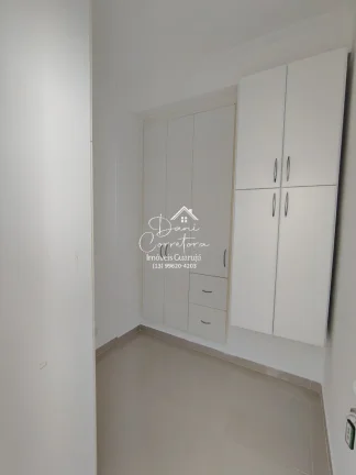 Imagem Apartamento à venda no Guarujá na Praia das Pitangueiras.