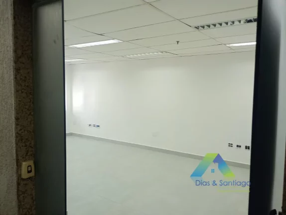 Imagem Sala comercial à venda próximo ao Shopping Ibirapuera - Moema, São Paulo/SP