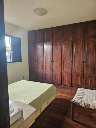Imagem Casa com Lote Inteiro e Saída para Duas Ruas no Santa Maria – Timóteo