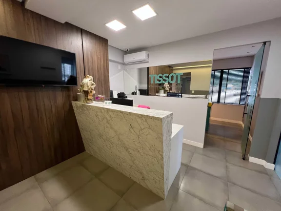 Imagem Sala Comercial no Centro de Balneário Camboriú
