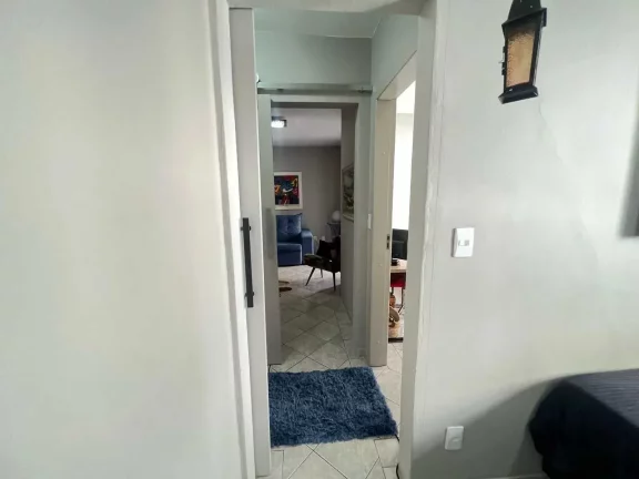 Imagem Apartamento com 2 dormitórios sendo 1 suíte e 1 vaga de garagem– 450m da Praia em Balneário Camboriú