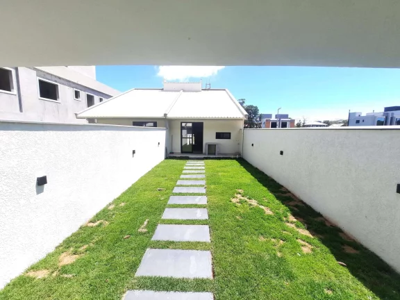 Imagem Casa EXCLUSIVA à Venda 2 Dormitórios(1S), 110 m2, São João do Rio Vermelho/ Florianópolis, SC