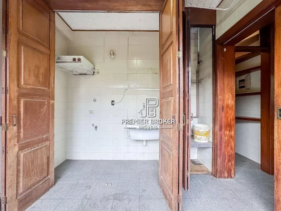 Imagem Casa à venda, 387 m² por R$ 1.350.000,00 - Albuquerque - Teresópolis/RJ