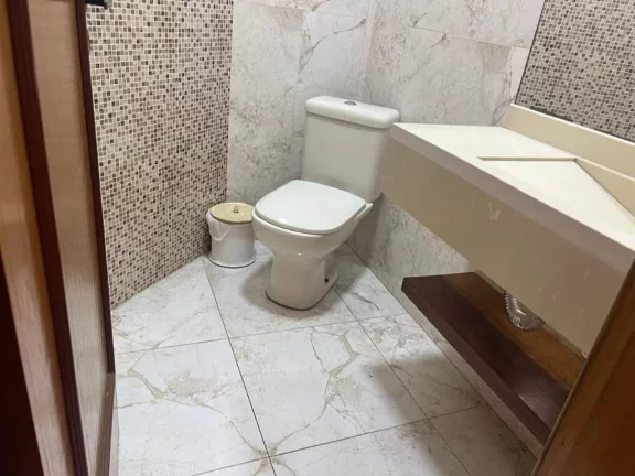 Imagem Sobrado com 3 dormitórios à venda, 170 m² por R$ 750.000,00 - Centro - Ferraz de Vasconcelos/SP