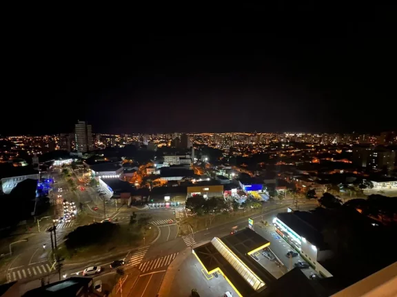 Imagem Cobertura Duplex, 10º Andar, 253,03m², 3 suítes, e 4 vagas de garagem. Piso inferior composto por...