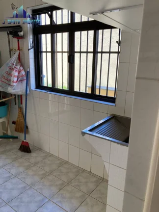 Imagem CASA 460m². ESTILOSA , PISCINA, CONDOMÍNIO FECHADO NA GRANJA GRANJA.